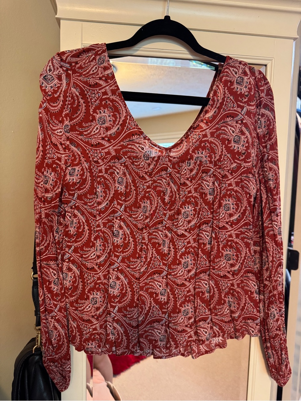 Abercrombie & Fitch Paisley V-Neck Long Sleeve Top